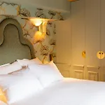La Particuliere 4*