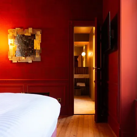 Otel La Particuliere 4*