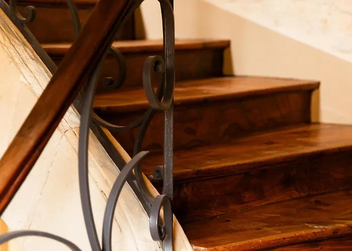 La Particuliere 凯恩